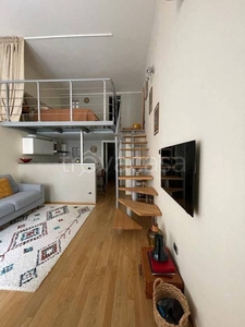 Appartamento in vendita a Milano via Oristano, 10