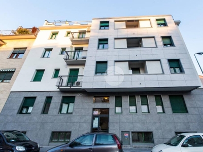 Appartamento in vendita a Milano via padulli, 10