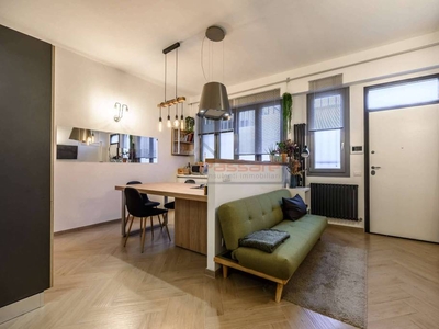 Appartamento in vendita a Milano via privata Meloria 3/b
