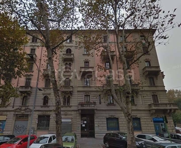 Appartamento in vendita a Milano via Ruggiero di Lauria, 15
