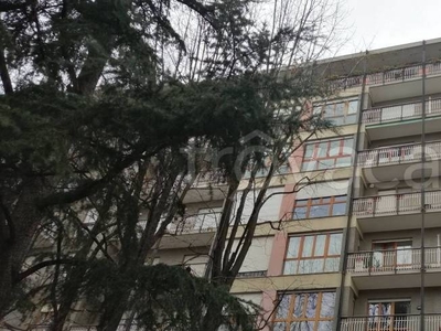 Appartamento in vendita a Milano via Stendhal, 23