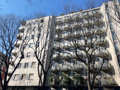 Appartamento in vendita a Milano via Teodosio, 33