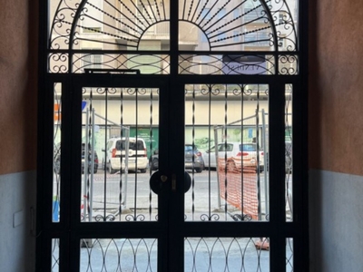 Appartamento in vendita a Milano via Vallazze