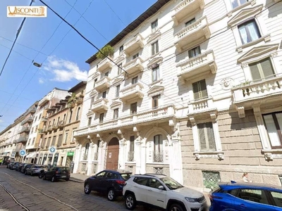 Appartamento in vendita a Milano viale Col di Lana, 9