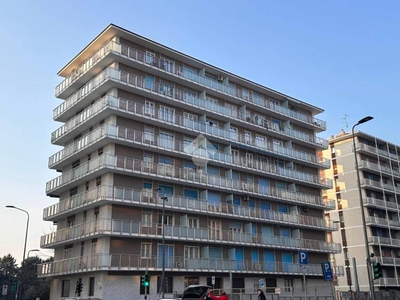Appartamento in vendita a Milano viale Evaristo Stefini, 3