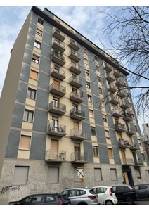 Appartamento in vendita a Milano viale Famagosta, 37