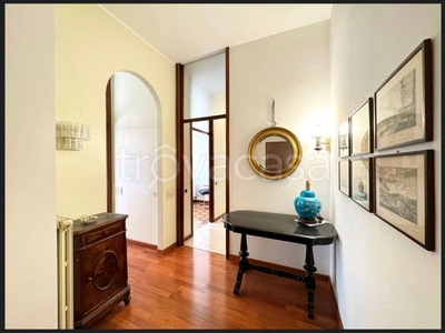 Appartamento in vendita a Milano viale Legioni Romane, 44