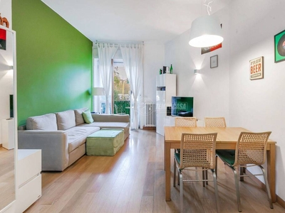 Appartamento in vendita a Milano viale Papiniano, 44