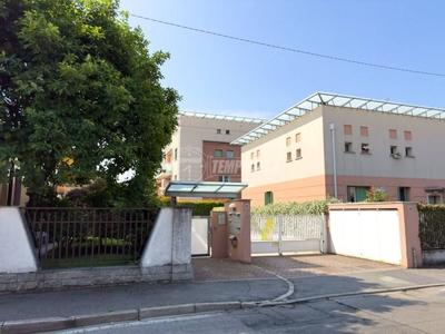 Appartamento in vendita a Paderno Dugnano via Monte Santo