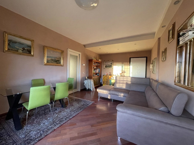 Appartamento in vendita in Civitavecchia, Italia
