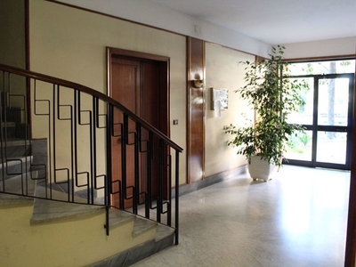 Bilocale in Vendita a Roma, 217'000€, 75 m²