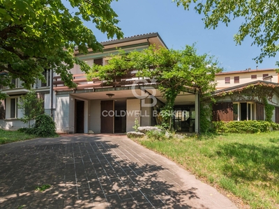 Casa in vendita in Brisighella, Italia