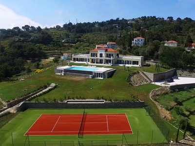 Casa in vendita in Cipressa, Italia