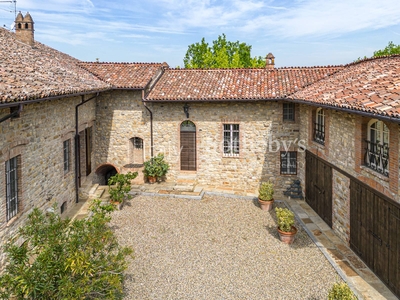 Casa in vendita in Gazzola, Italia
