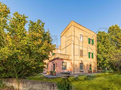 Casa in vendita in Poggio Mirteto, Italia