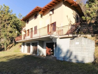 Casa in vendita in Tignale, Italia