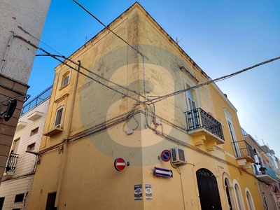 Casa indipendente di 100 mq a Bari