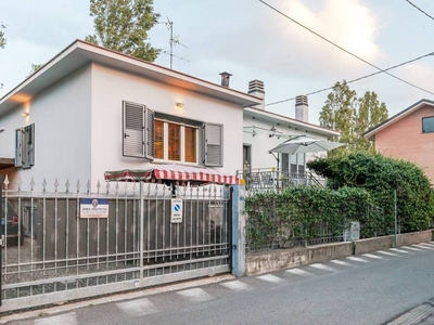 Casa Indipendente in vendita a Novate Milanese