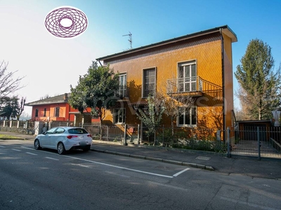 Casa Indipendente in vendita a Paderno Dugnano via Monte Cimone, 14