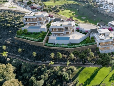 Key Ready 6 Luxury Villas In Estepona Golf