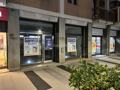 Locale commerciale in affitto a Potenza
