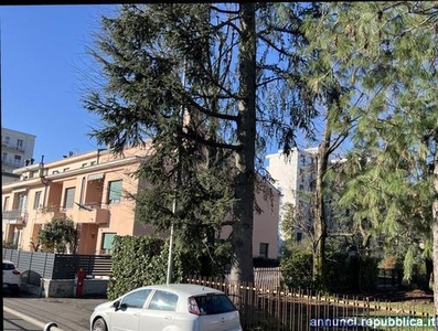 Villa Affacciata sul Canale Villoresi nel