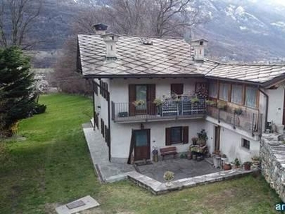 Ville, villette, terratetti Quart villaggio Combe cucina: Abitabile,