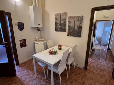 Appartamento in Vendita a Volterra - Tre Possibilità in Uno
