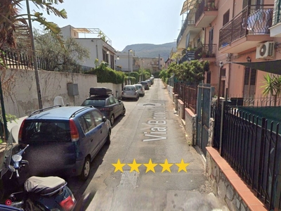 Appartamento in Vendita in Via Borrello Luigi a Palermo