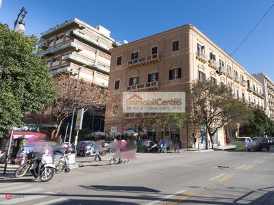 Appartamento in Vendita in Via Dante 25 a Palermo