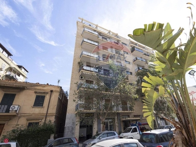 Appartamento in Vendita in Via Uditore 7 C a Palermo