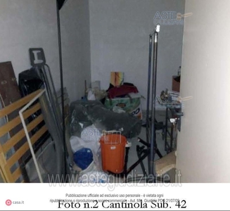 Cantina/Solaio in Vendita in Via Galatina 164 a Caserta