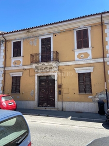 Casa Indipendente a Avezzano in Via Mazzarino