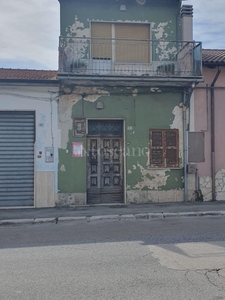 Casa Indipendente a Avezzano in Via Napoli