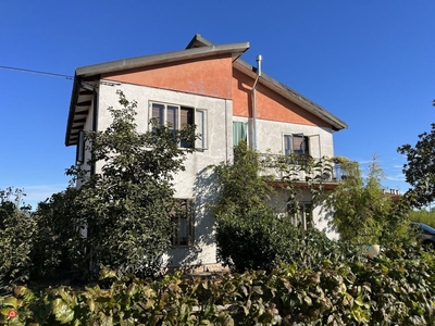 Casa indipendente in Vendita in Via Cagnano a Pojana Maggiore