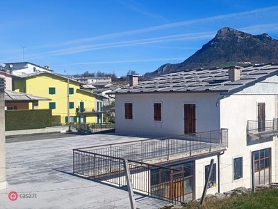 Casa indipendente in Vendita in Via Cesare Battisti a Sant'Anna d'Alfaedo