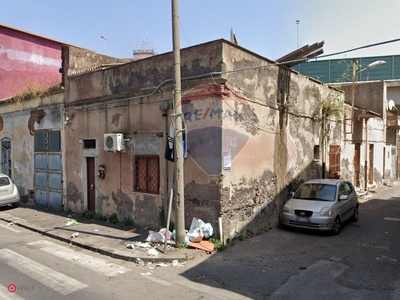 Casa indipendente in Vendita in Via Palermo 285 a Catania