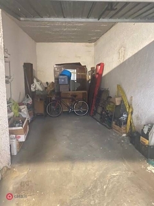 Garage/Posto auto in Vendita in Via Calata San Vito 112 a Salerno