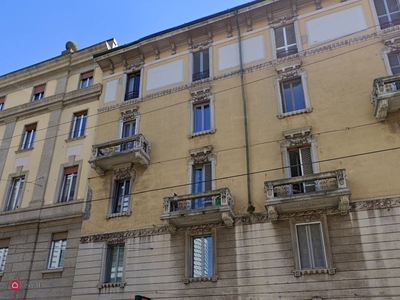 Garage/Posto auto in Vendita in Via Carlo Farini 40 a Milano