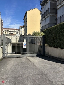 Garage/Posto auto in Vendita in Via Chambéry 91 a Torino
