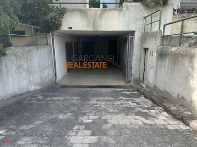 Garage/Posto auto in Vendita in Via dante alighieri a Vieste