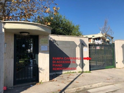 Garage/Posto auto in Vendita in Via Giovanni Amendola, 68 a Afragola