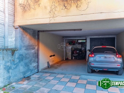 Garage/Posto auto in Vendita in Via Guglielmo Marconi a Magenta