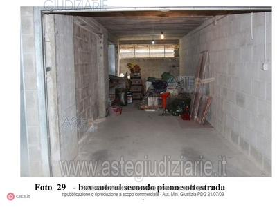 Garage/Posto auto in Vendita in Via Piemonte 16 a Montecorvino Pugliano