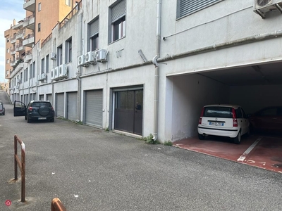 Garage/Posto auto in Vendita in Viale Crotone a Catanzaro
