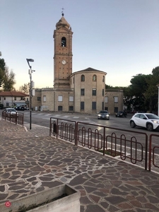 Negozio/Locale commerciale in Vendita in Largo Madonna dei Sette Dolori 46 a Pescara