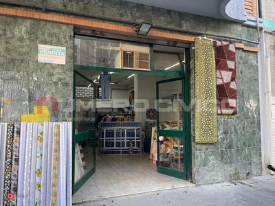 Negozio/Locale commerciale in Vendita in Via Giuseppe Rosati 31 a Foggia