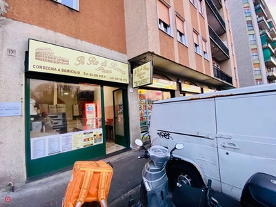 Negozio/Locale commerciale in Vendita in Via milano 17 a Corsico
