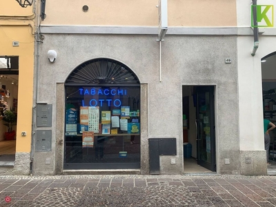 Negozio/Locale commerciale in Vendita in Via San Cristoforo 49 a Saronno