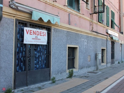 Negozio/Locale commerciale in Vendita in Via Umberto Bertolotti 400 r a Genova